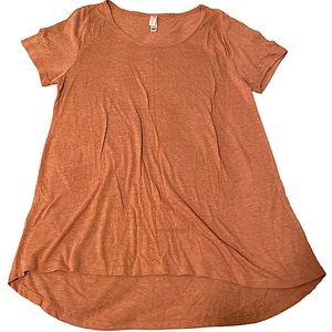 LuLaRoe Medium Classic t Light Orange Top